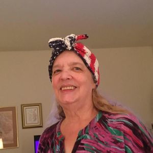 Meet your Posher, Suzanne